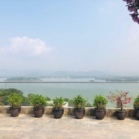 Lakeside Dailai Hotel Phuc Yen Buitenkant foto